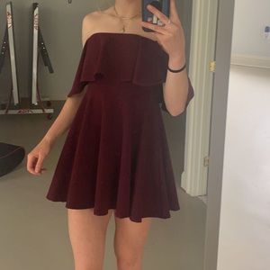 windsor maroon off the shoulder dress size small
